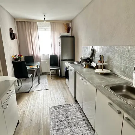 Appartement 2,5 In Der Naehe Flughafen Schoenefeld *