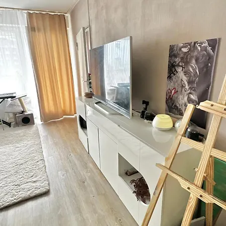 2,5 In Der Naehe Flughafen Schoenefeld * ברלין