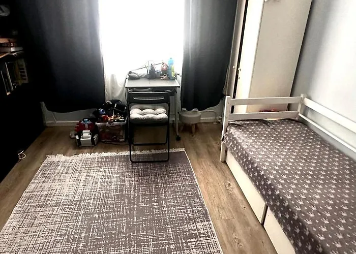 Apartment 2,5 In Der Nähe Flughafen Schönefeld *